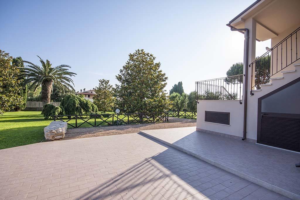 Agrimare I Pavoni Apartment Montalto di Castro Luaran gambar